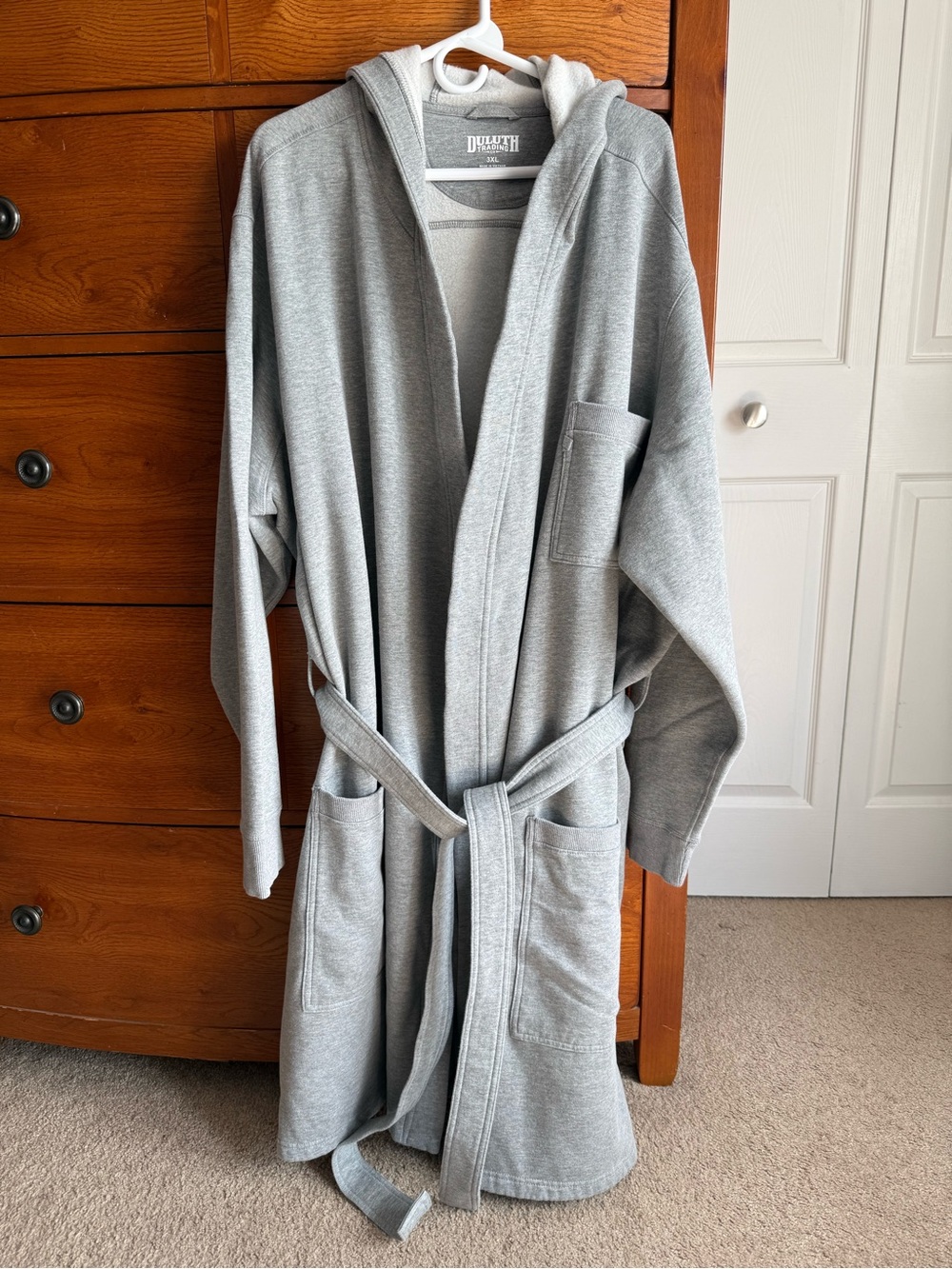Duluth Trading Co Light Gray Hooded Robe
